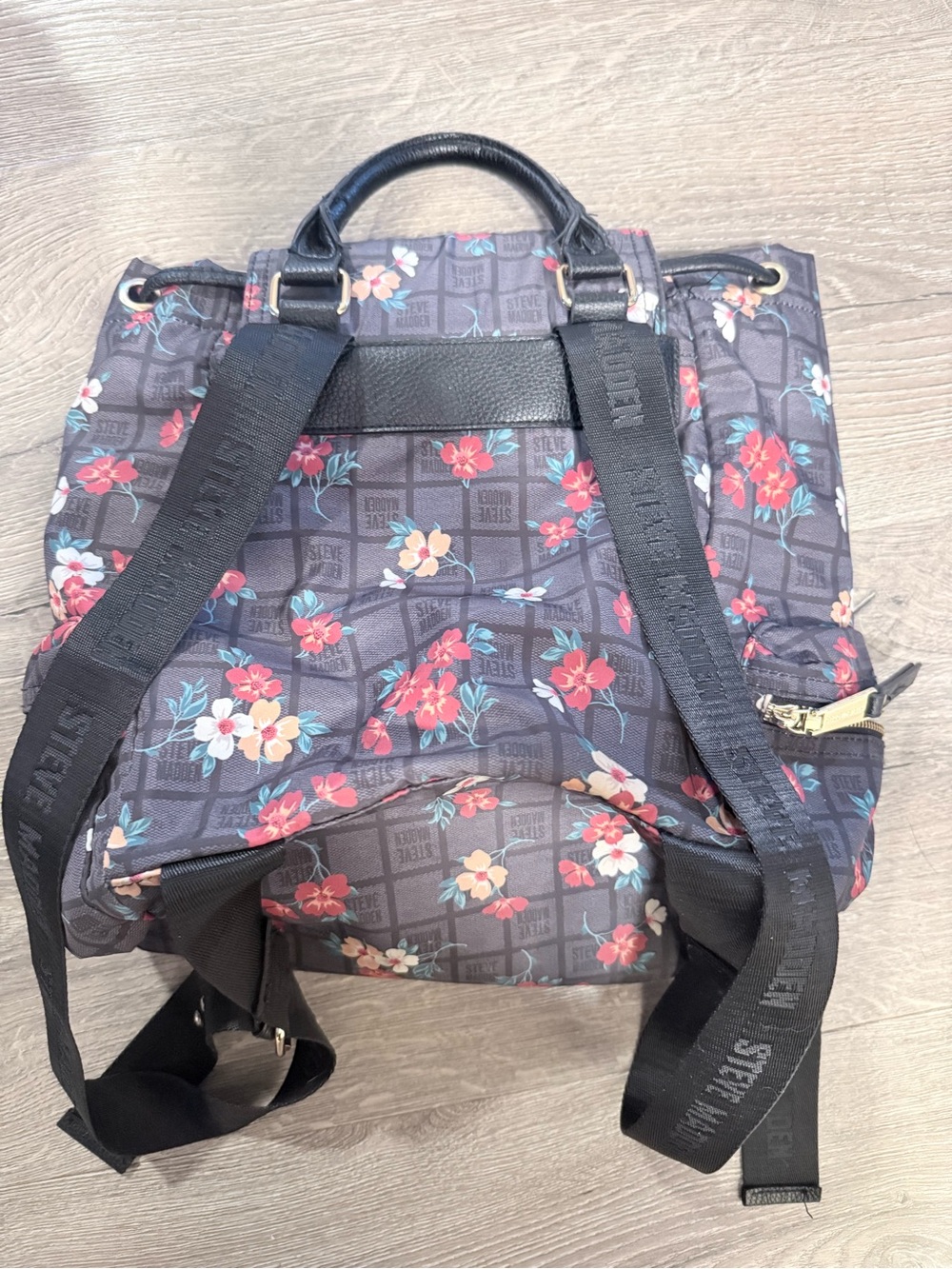 Steve Madden Floral Drawstring Backpack - Picture 4 of 9